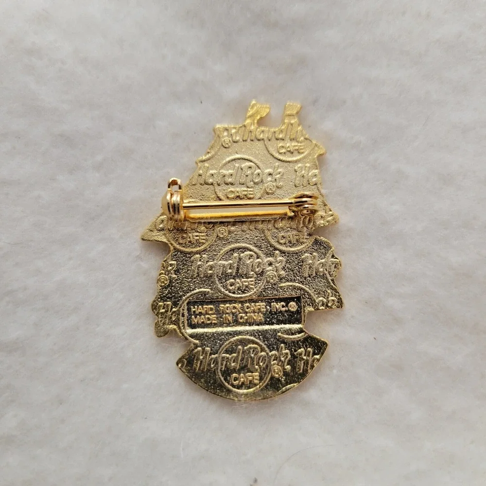 HARD ROCK‎ CAFE Baltimore Maryland BLUE CLIPPER SHIP SAIL BOAT 1998 Enamel Pin